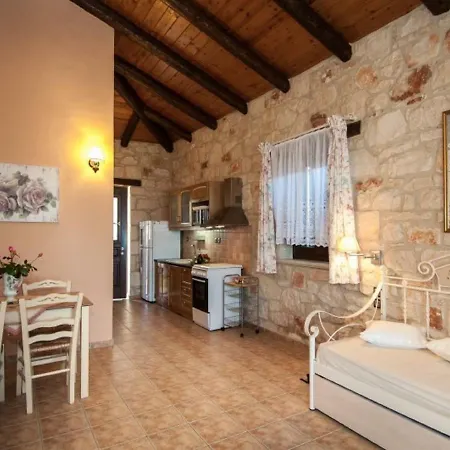 Gerakari Iii Vila *